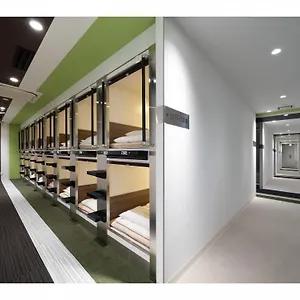 2* Hotel cápsula Capsule J Garden Shin-osaka